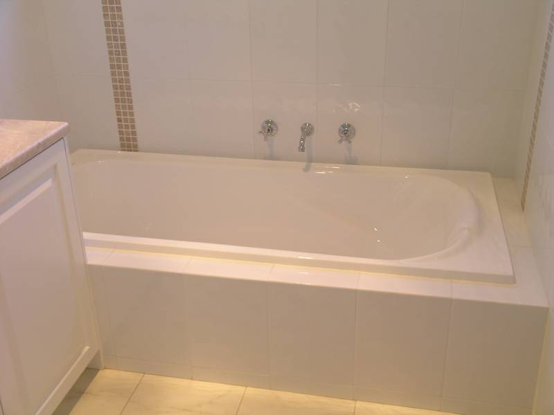 FEATURE NEW TOWNHOUSE Picture 2