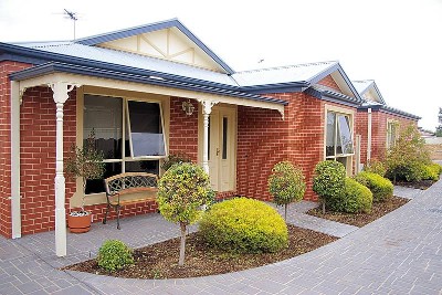 CLASSIC IRYMPLE TOWNHOUSE Picture