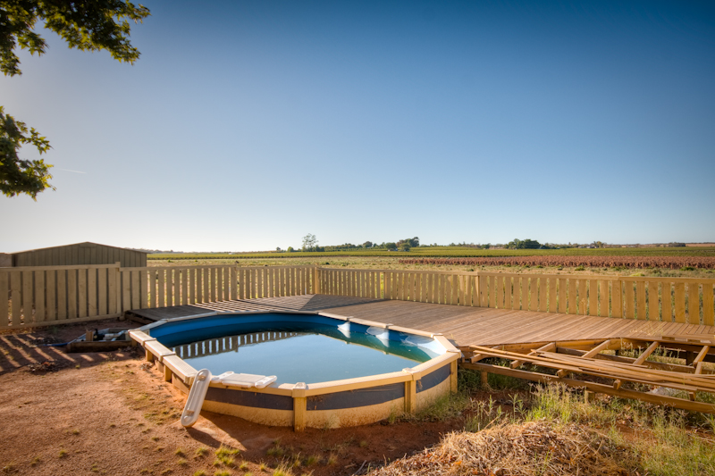 HOME WITH A VIEW Picture 3