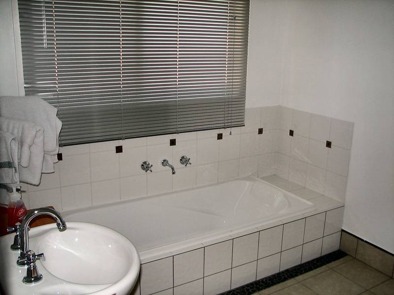 MODERN STUNNER Picture 2