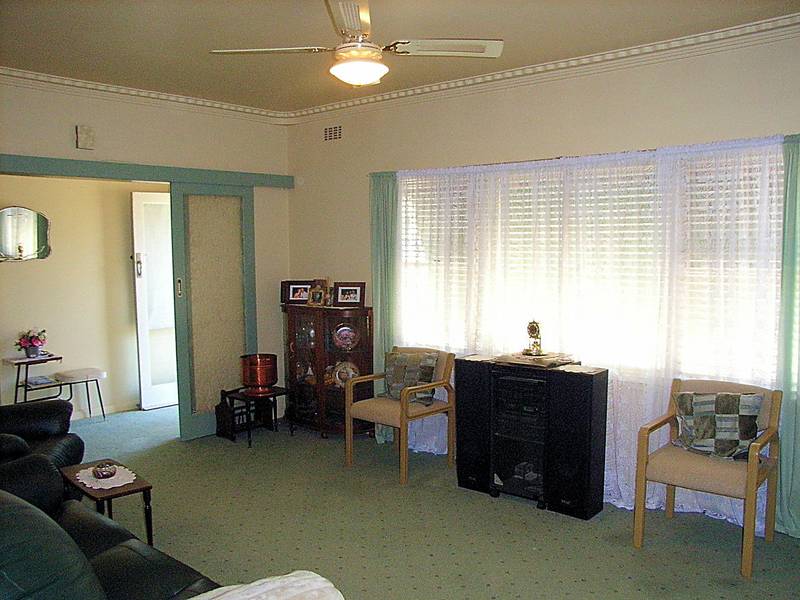 Investment With Great Returns!!! Picture 2