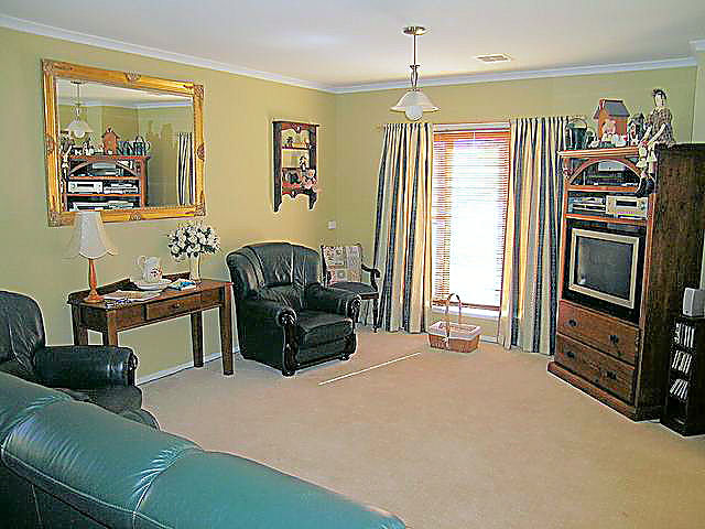 SOMETHING FOR THE WHOLE FAMILY Picture 3