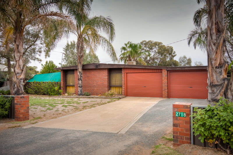 THIS ONE IS NEAT Picture 1