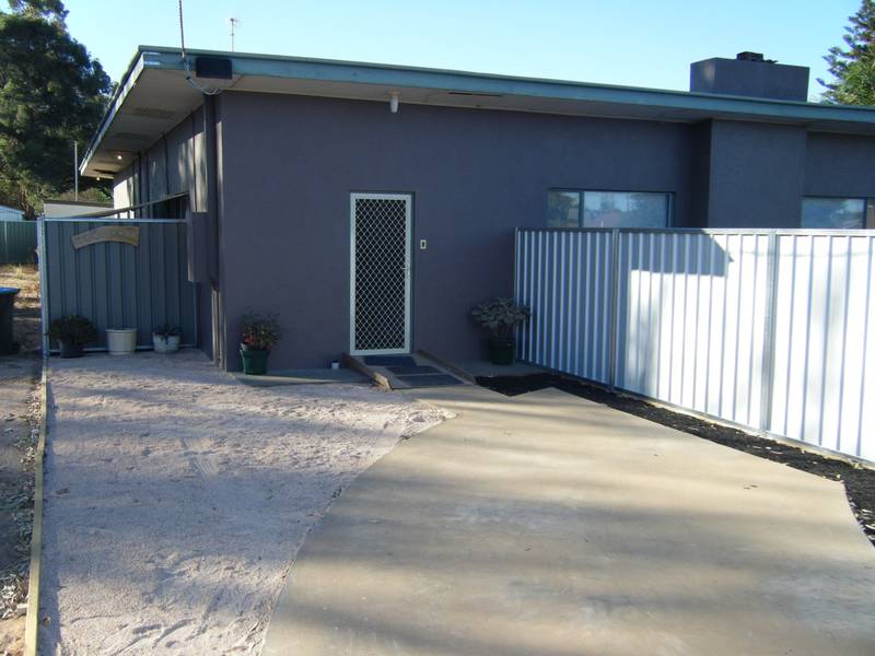 INVEST IN THE BEST LOCATION Picture 1