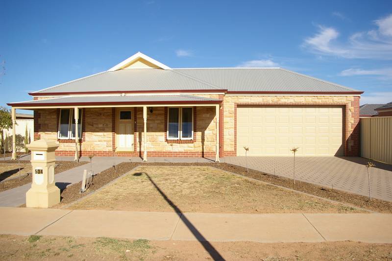 CLASSIC SANDSTONE Picture 1