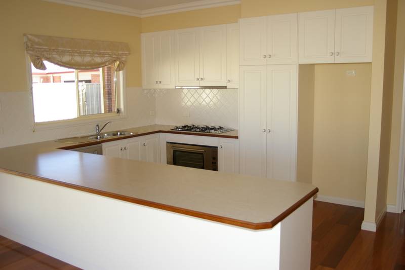 CLASSIC SANDSTONE Picture 3