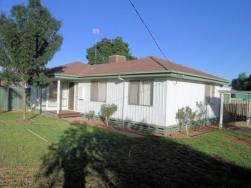 PERFECT AND AFFORDABLE Picture 1