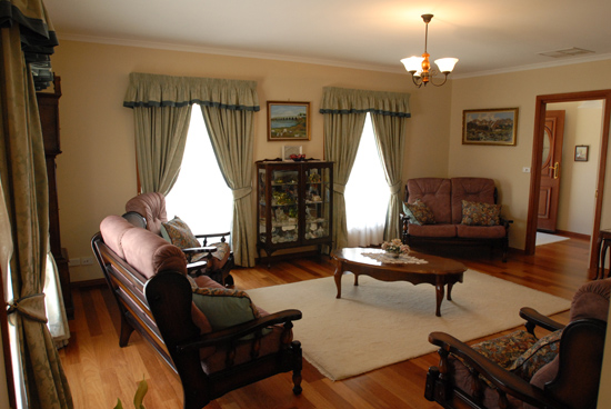 TRULY STUNNING Picture 3