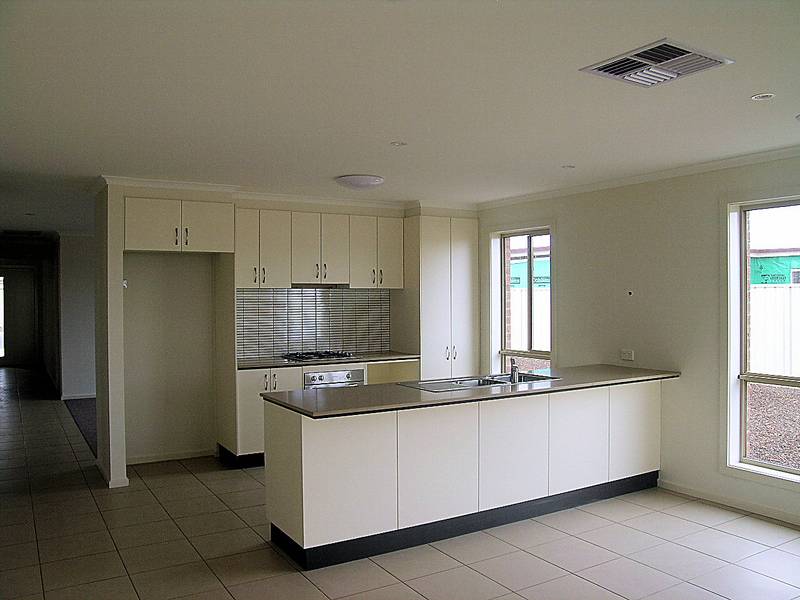 CONVENIENCE MATCHES COMFORT Picture 3