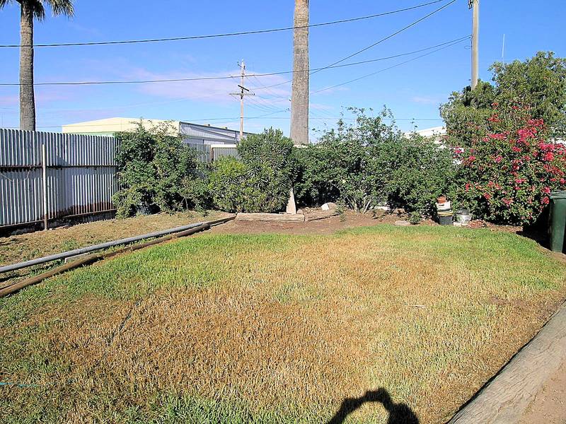 STRONG LOCATION Picture 1