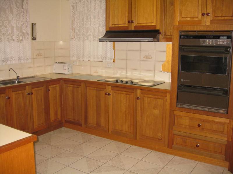 HOME TO IMPRESS, ENTERTAIN & ENJOY! Picture 2