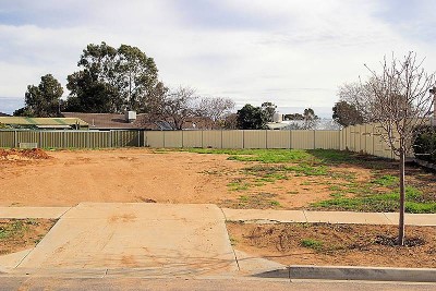 PREMIER BUILDING LOT Picture PREMIER BUILDING LOT Picture