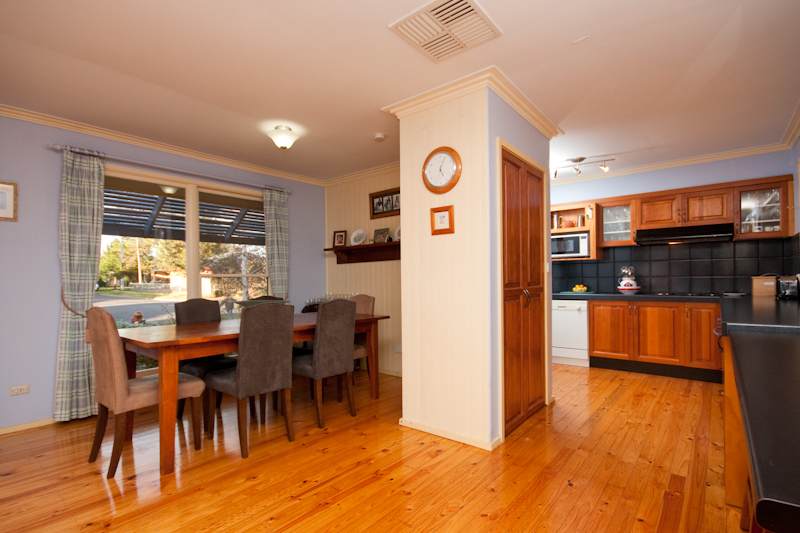 ABSOLUTELY CHARMING Picture 3