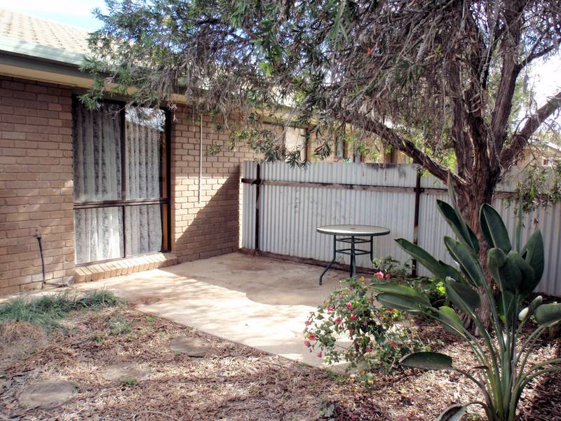 IDEAL INVESTMENT Picture 3