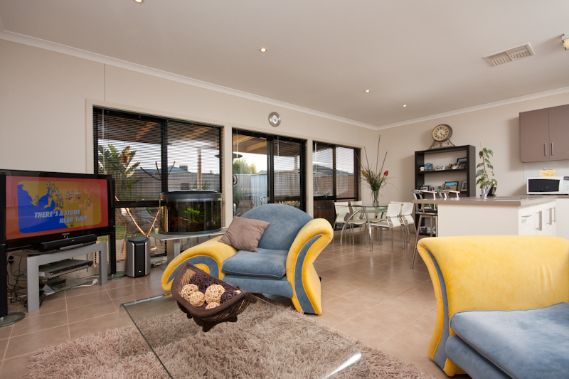 IMMACULATE AS NEW Picture 2