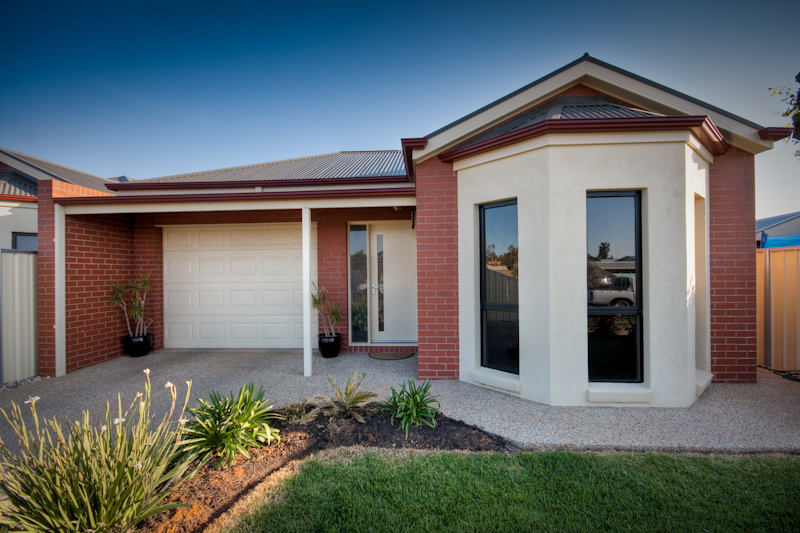 IMMACULATE AS NEW Picture 1