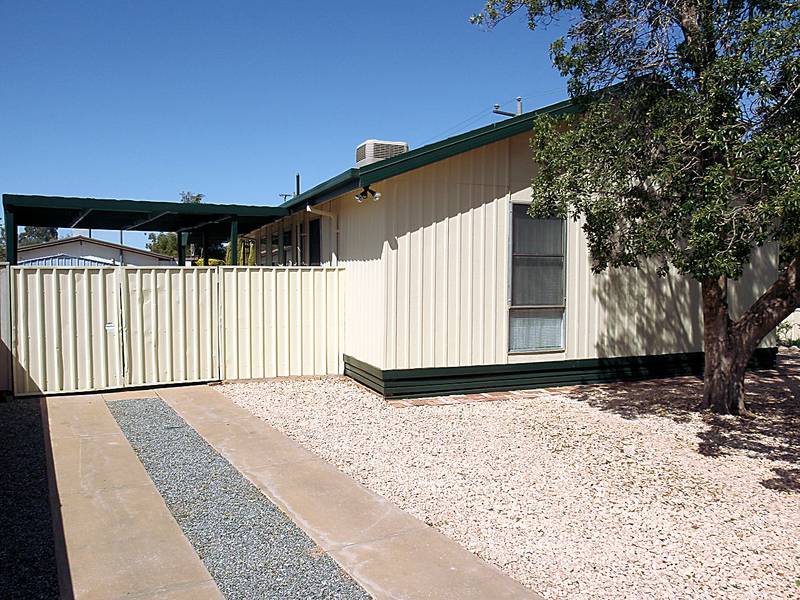 RENOVATED & READY Picture 2