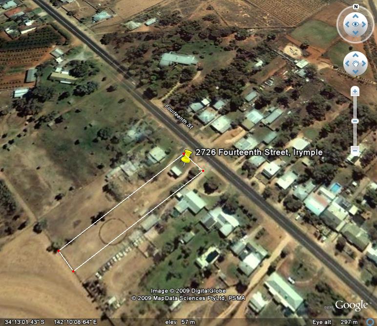 IDEAL HOME OR REDEVELOPMENT SITE Picture 3