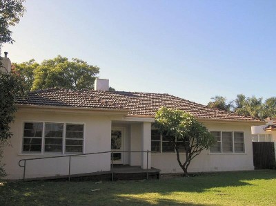 PROFESSIONAL OFFICE Picture