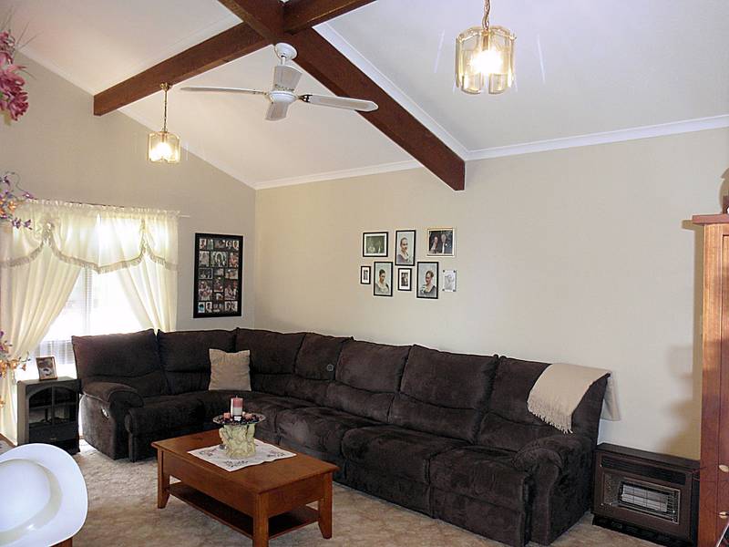 WONDERFUL LITTLE HOME Picture 3