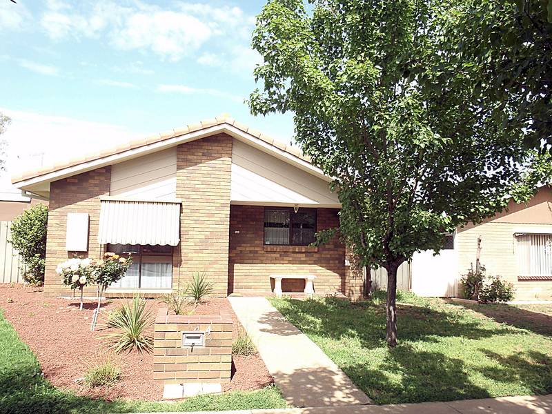 WONDERFUL LITTLE HOME Picture 1