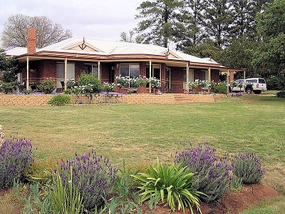 SECLUSION WITH OUTSTANDING MURRAY RIVER VIEWS Picture