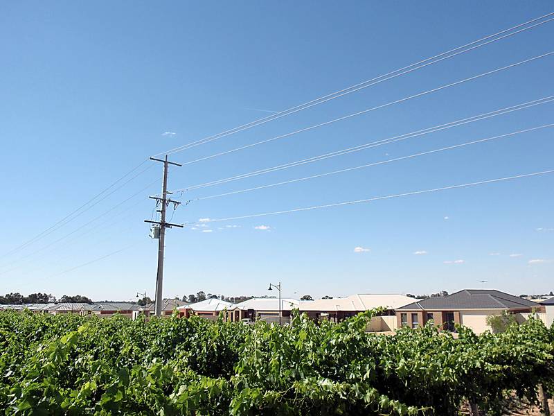 INCREDIBLE RESIDENTIAL RE-DEVELOPMENT OPPORTUNITY Picture 3