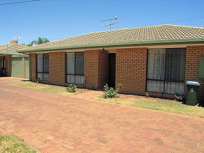 WHEN LOCATION COUNTS Picture WHEN LOCATION COUNTS Picture