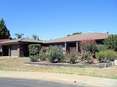 DESIRABLE LOCATION Picture