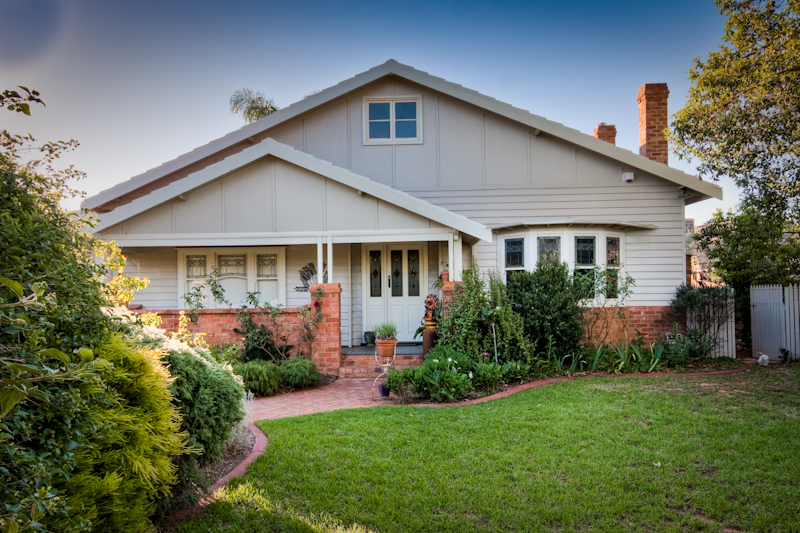 COMFORT MEETS CONVENIENCE Picture 1