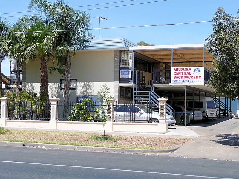 PROFITABLE INVESTMENTS Picture 1