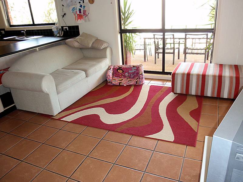 STERLING VALUE Picture 2