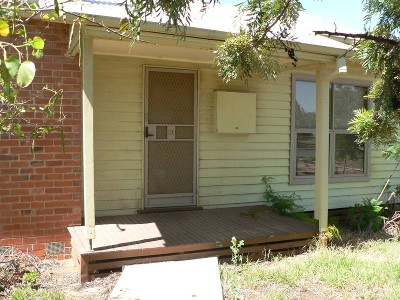 CHARMING RED CLIFFS HOME Picture