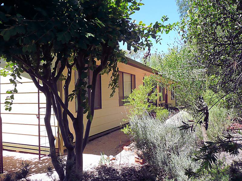 IT''S GOT THE LIFESTYLE FACTOR Picture 2