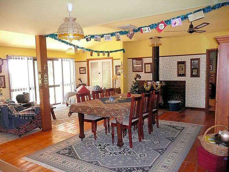 IT''S GOT THE LIFESTYLE FACTOR Picture 3