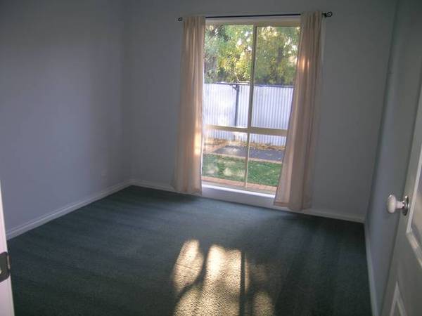 NEAR TO NEW Picture 3