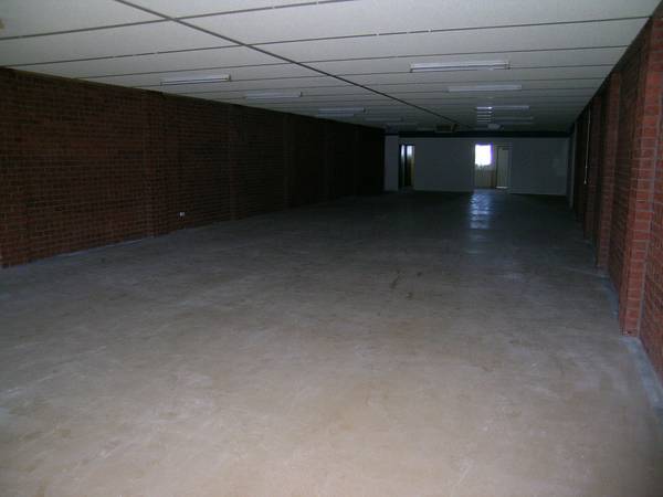 RETAIL OR OFFICE GREAT VALUE Picture