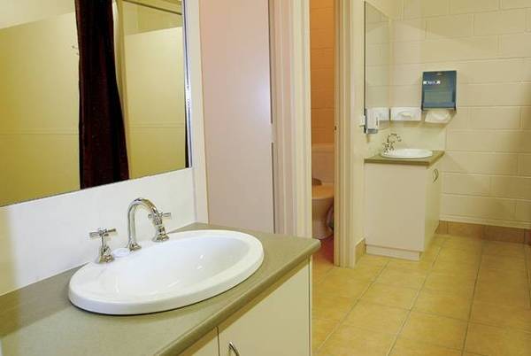 STOPOVER ACCOMMODATION Picture 3