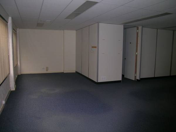 1ST FLOOR ON DEAKIN Picture 1ST FLOOR ON DEAKIN Picture