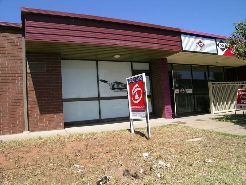 WAREHOUSE OPPORTUNITY Picture 2