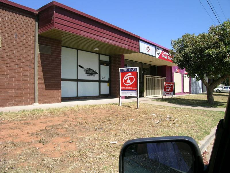 WAREHOUSE OPPORTUNITY Picture 3