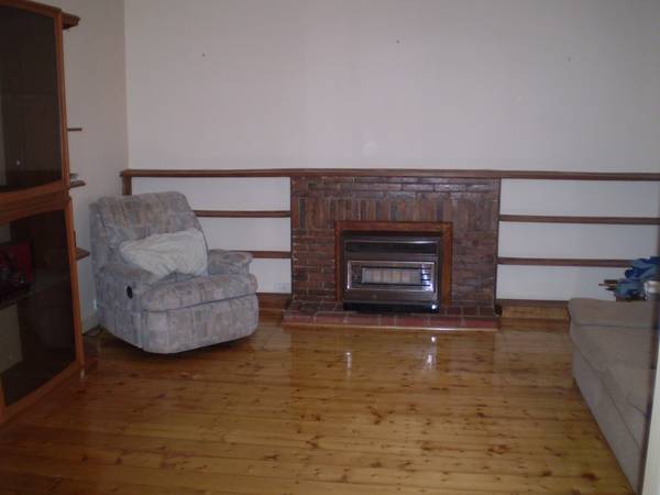 IDEAL LOCATION Picture 2