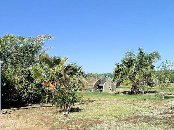 AHH - THE QUIET LIFE! Picture 2