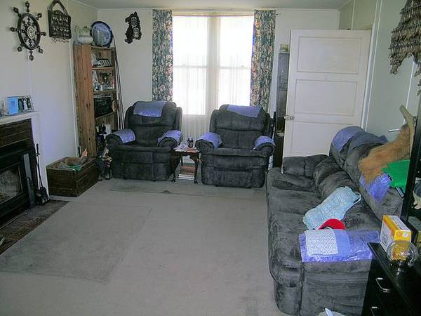 PRICED TO SELL Picture 2