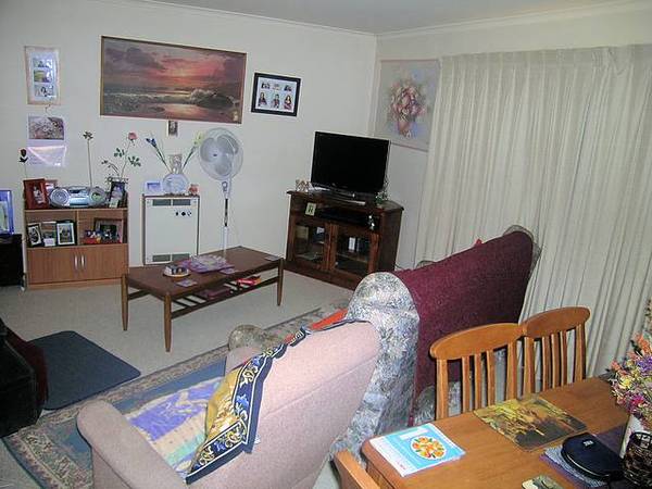 INVEST OR RESIDE - EITHER IS GREAT! Picture 3