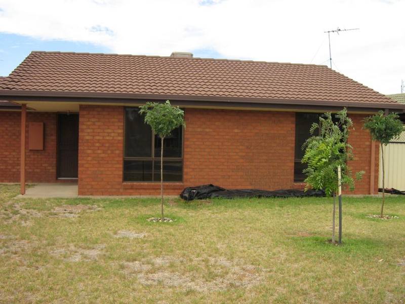 ATTRACTIVE 2BR UNIT Picture 1