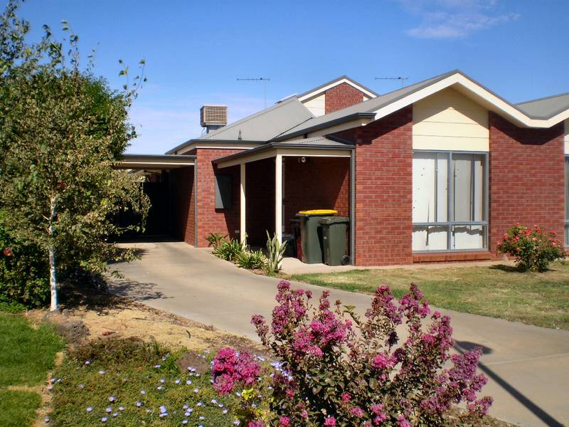 Easy Living - The Ideal Low Maintenance Investment Picture 1