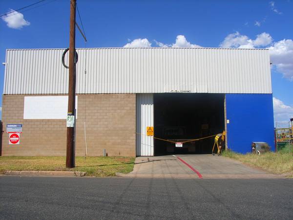 HIGH YIELDING COMMERCIAL INVESTMENT Picture 2