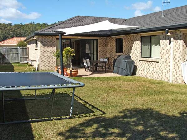 Modern Spacious Home Picture 3