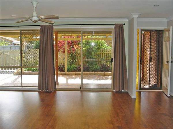 TRENDY 2 BEDROOM VILLA Picture 1